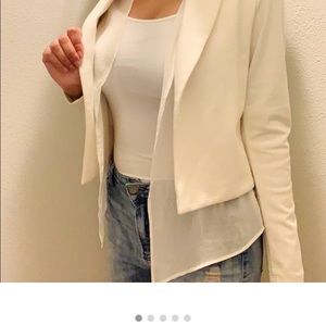 Karen Kane Cream FrayedHem OpenFront Draped Blazer